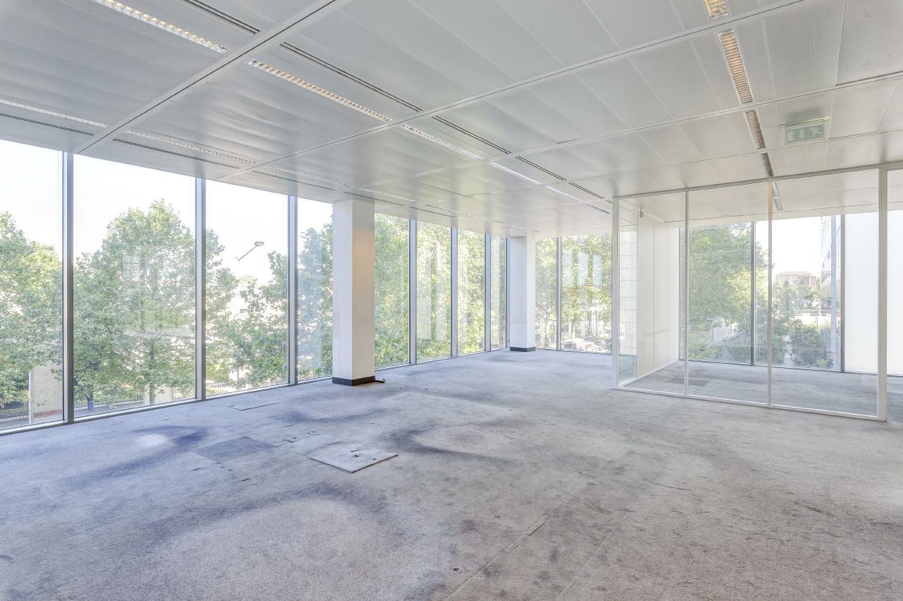 Bureau Saint-Denis 4480m² Location bureau Saint-Denis Seine-Saint-Denis OLBUR2106833 2